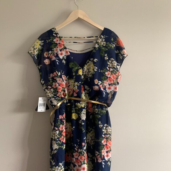 NWT | City Triangles Floral Dress | Size Large - Picture 2 of 10